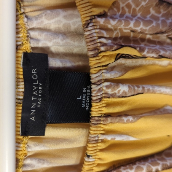 Anne Taylor Giraffe Tank Blouse L - Picture 2 of 2